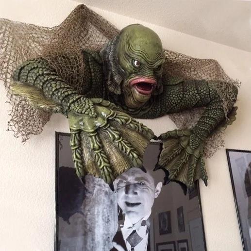 Creature from the Black Lagoon - Outdoor Furniture Black recension och pris